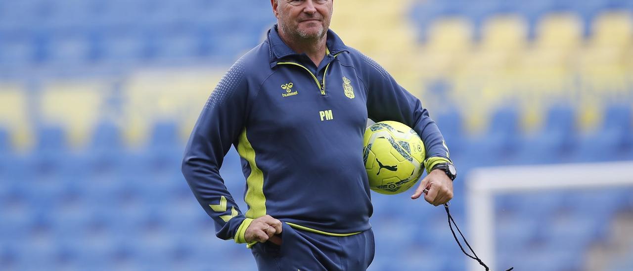 Pepe Mel, durante el entrenamiento del miércoles en el Gran Canaria.