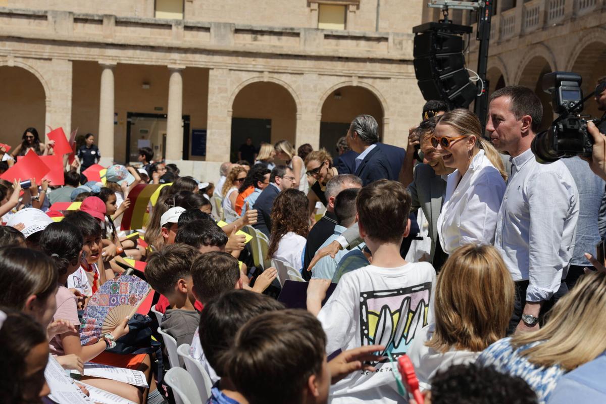 Un millar de escolares mallorquines reivindican el "valor cultural" de La Balanguera en la Misericòrdia de Palma