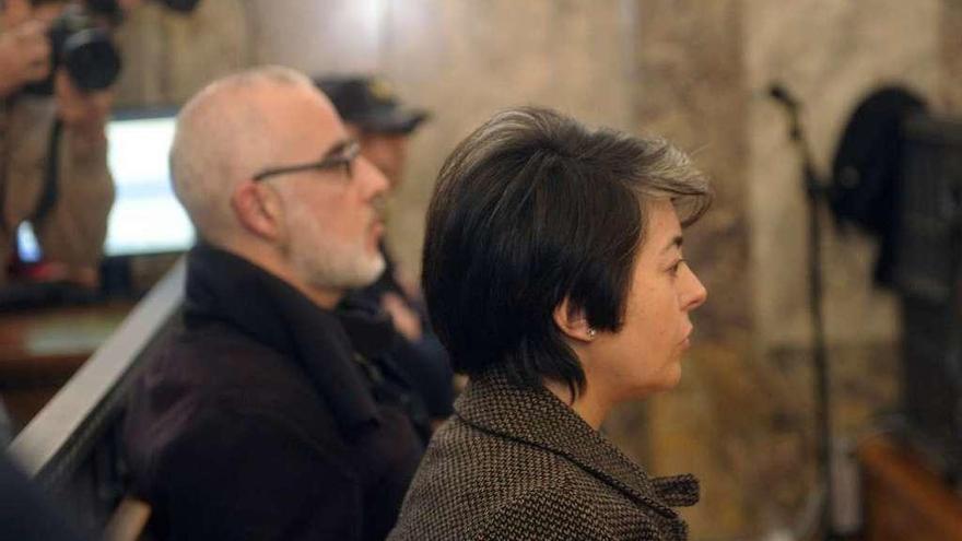 Los padres de Asunta, Alfonso Basterra y Rosario Porto, durante el juicio.