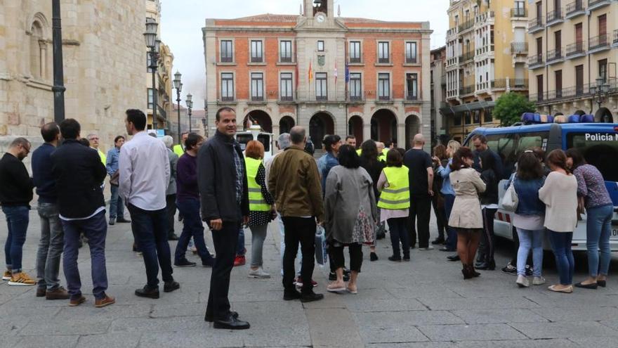 El Ayuntamiento, desalojado por un simulacro de incendio