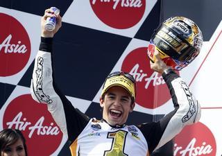 Márquez se corona campeón de Moto2 con otro podio