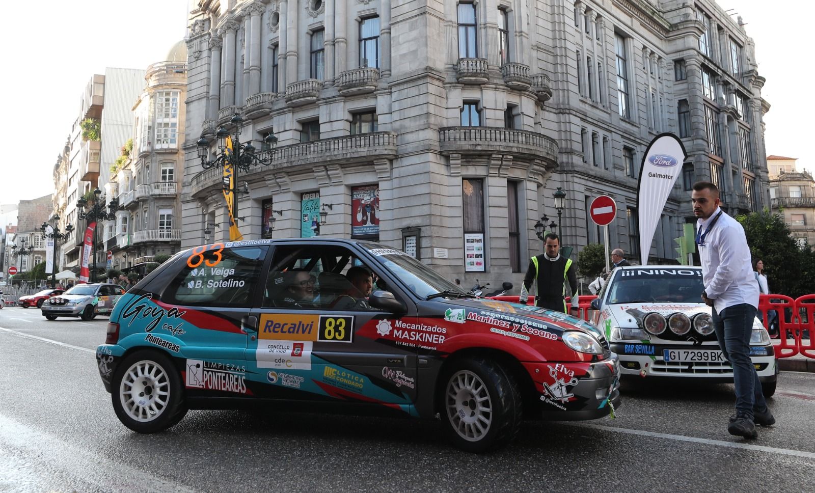 Los motores del Rallye Rías Baixas rugen en el centro de Vigo