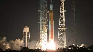 Lanzado con éxito el cohete de la misión Artemis a la Luna