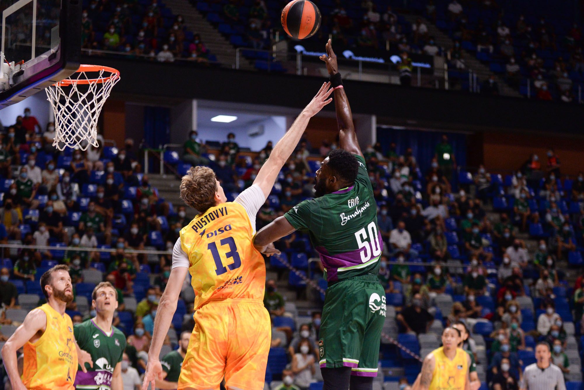 Las imágenes del Unicaja - Herbalife Gran Canaria de la Liga Endesa en el Martín Carpena.