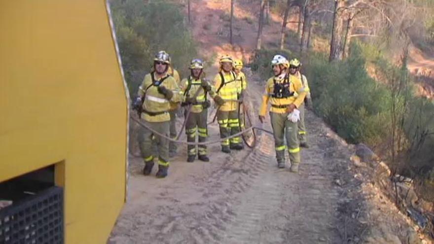 Los evacuados por el incendio en Riotinto regresan a sus casas