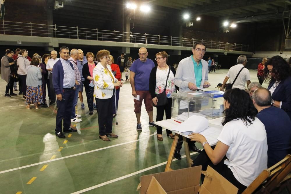 Las imágenes de la jornada electoral del 26M en Vigo.