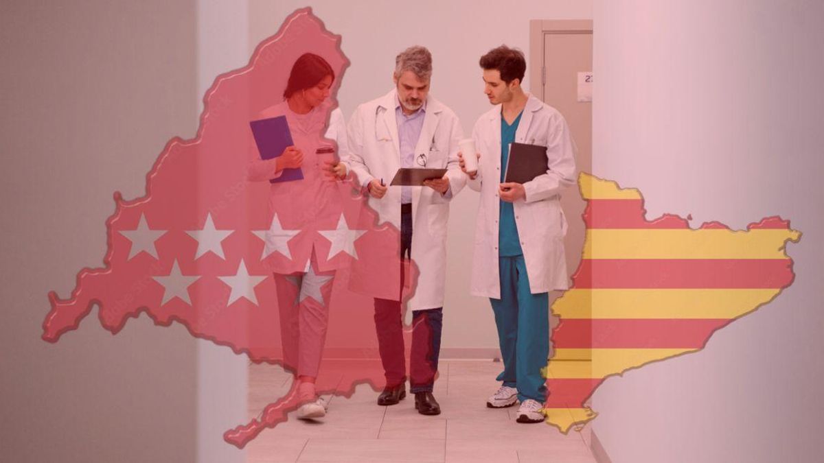 Sanitarios en el pasillo de un hospital