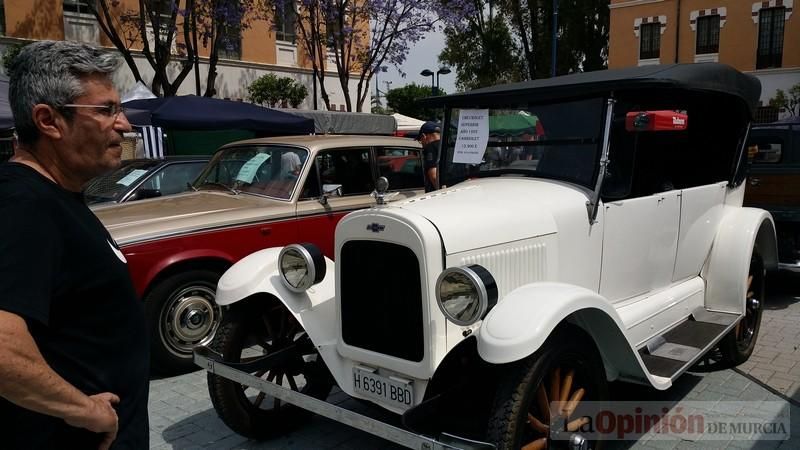 Feria de coches antiguos