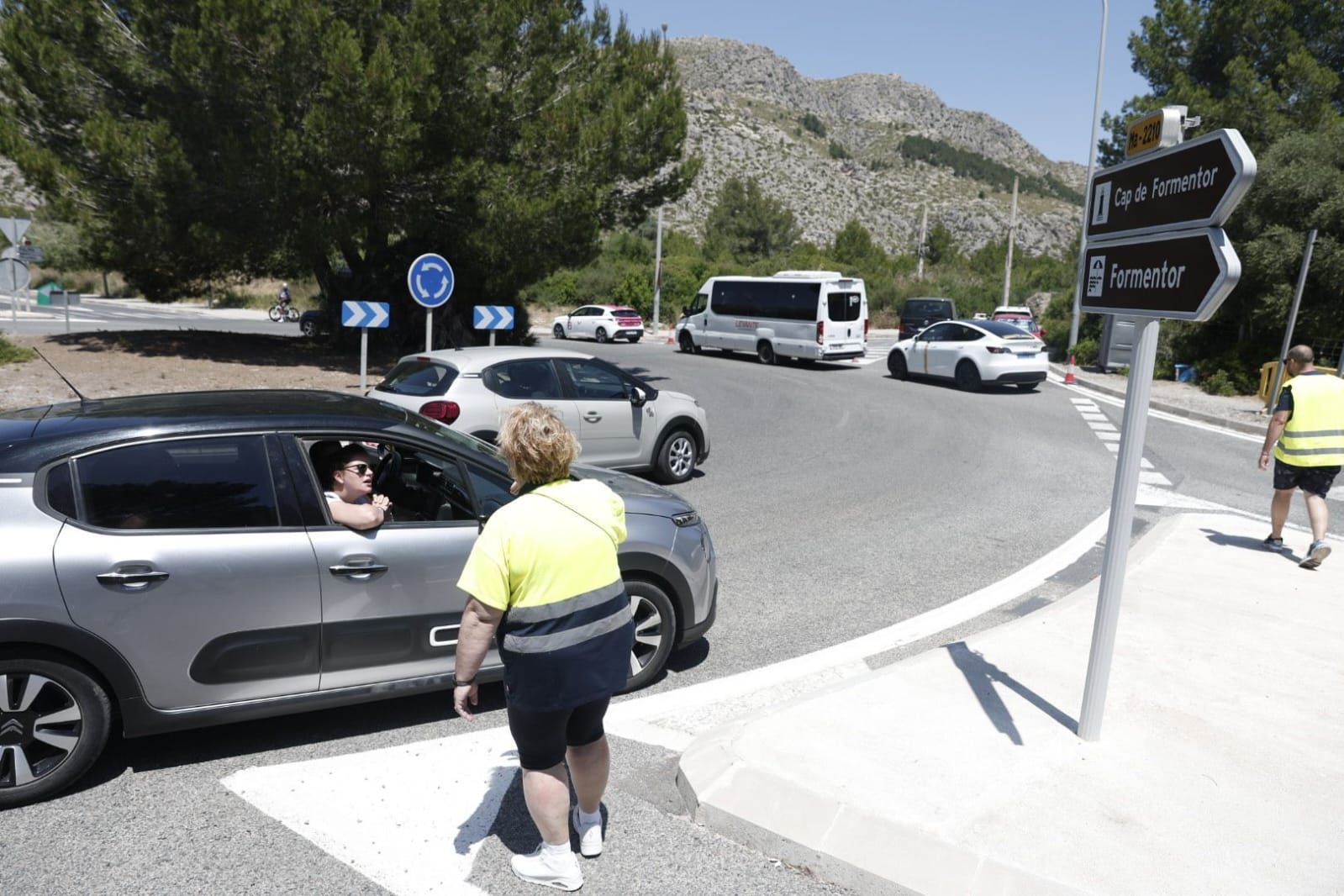 Así está siendo el primer día de restricciones para acceder a la playa y al faro de Formentor