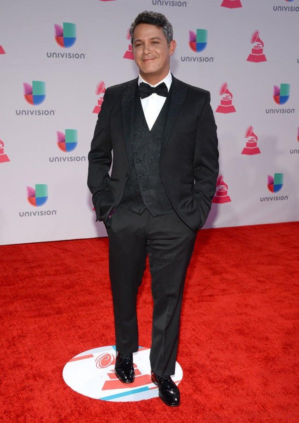 Alejandro Sanz, en la alfombra roja de la gala Grammy latinos 2015.