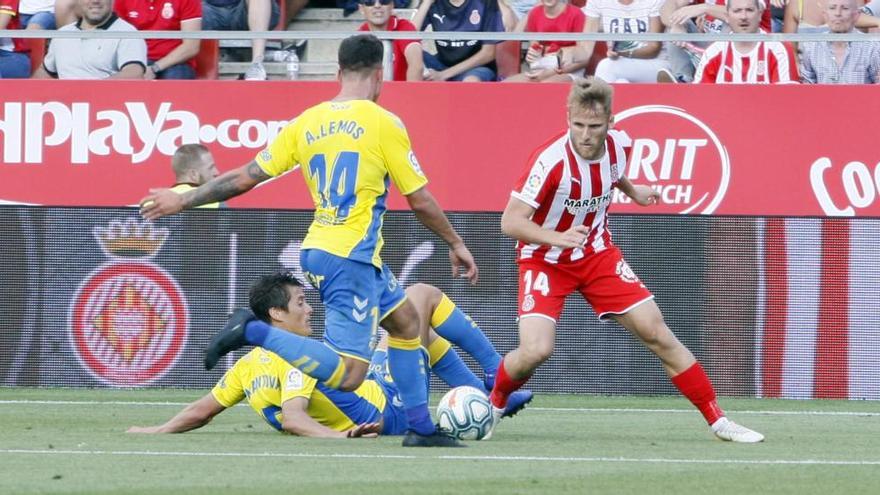 Samu Sáiz truca a la porta de l&#039;equip titular just abans de visitar l&#039;Alcoraz