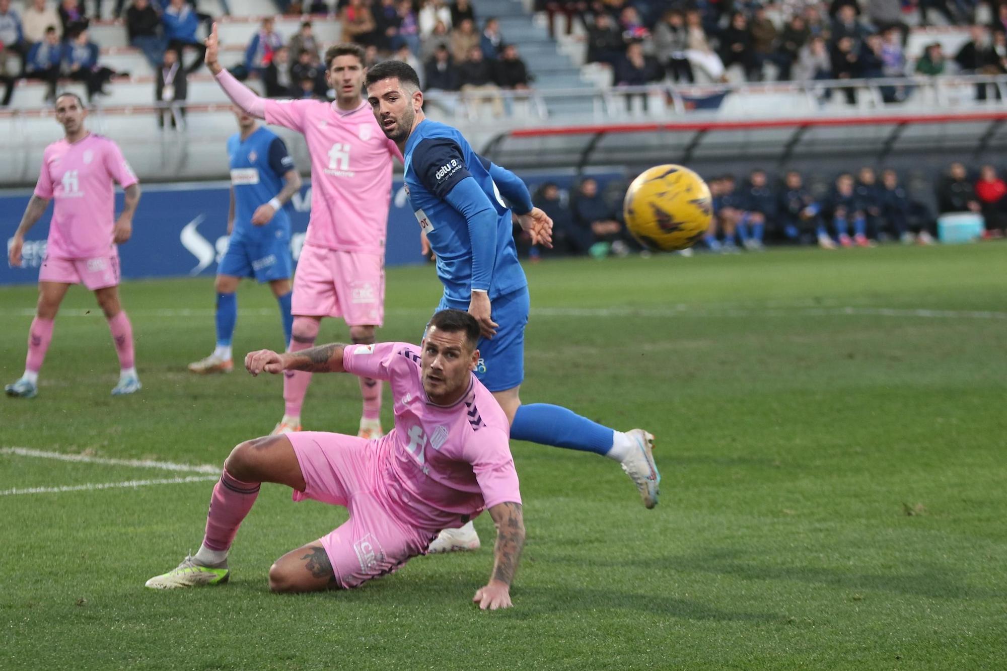 Victoria del Eldense en Lezama frente al Amorebieta