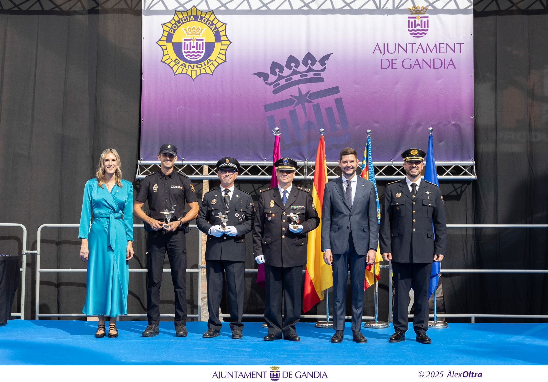 Acto del Dia de la Policía Local de Gandia y reconocimiento a los agentes