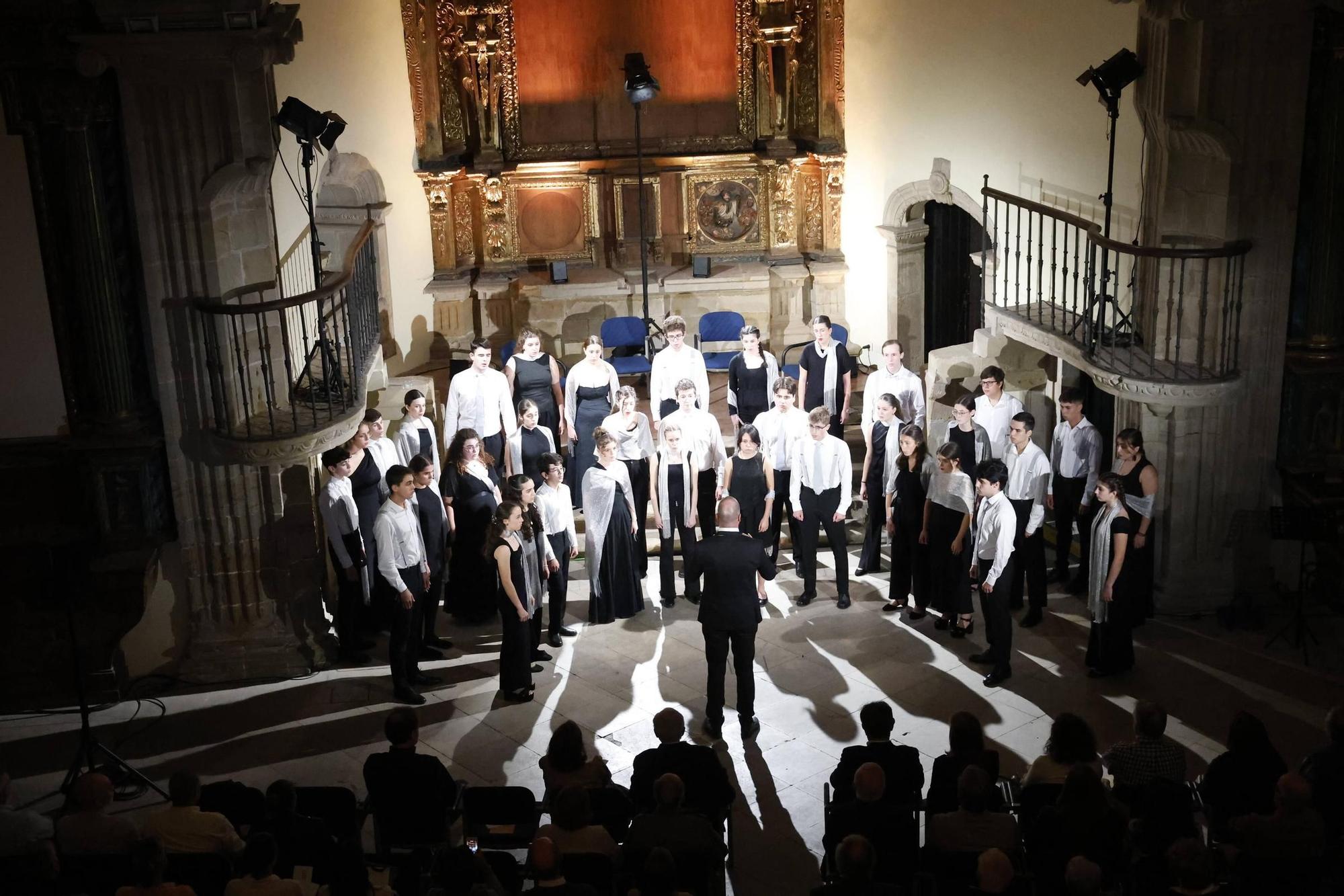 EN IMÁGENES: así fue el concierto del León de Oro