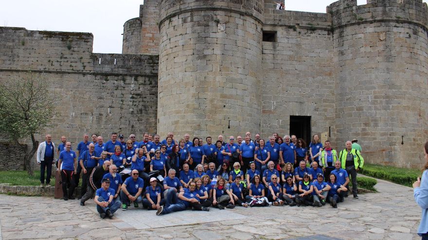 Un centenar de moteros recalan en Sanabria