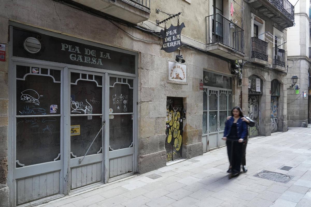 Barcelona manté oberts 191 dels seus 209 comerços emblemàtics, amb reorientacions polèmiques