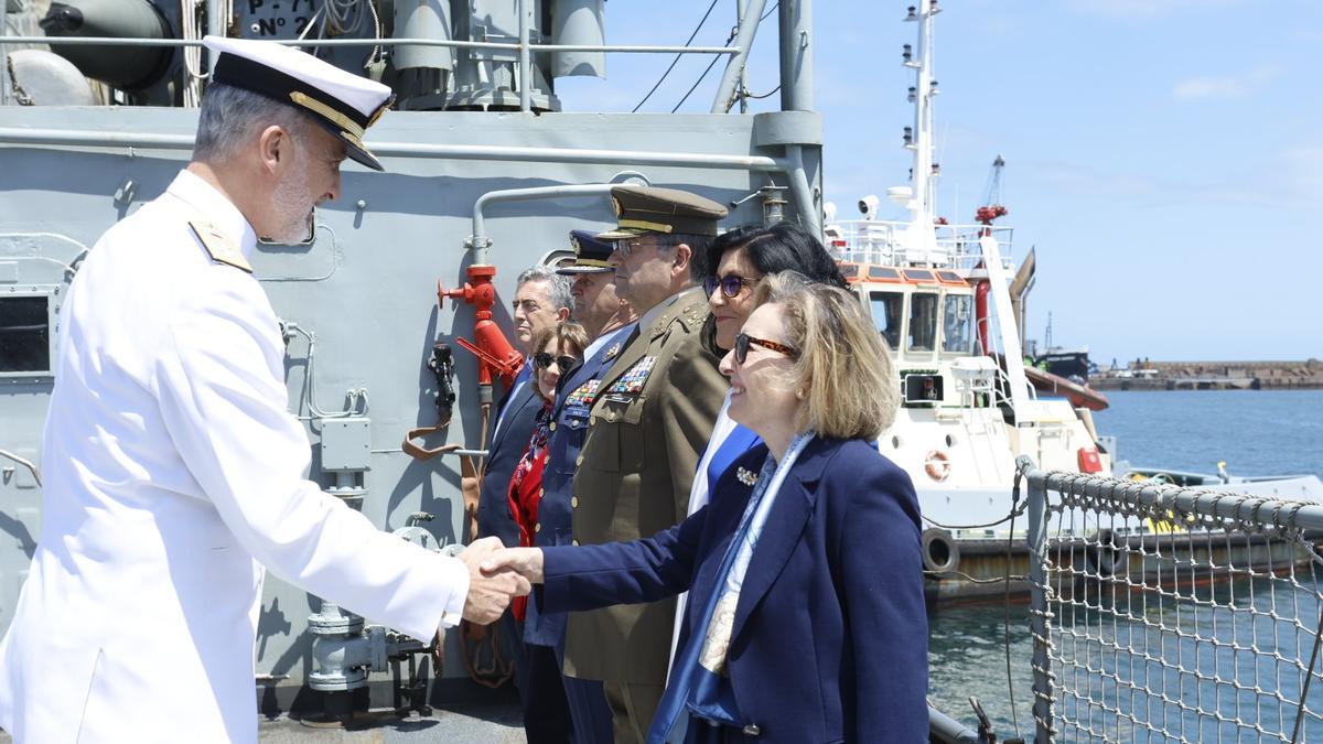 VÍDEO: Así comenzó en Gijón la Revista Naval presidida por S.M. el Rey