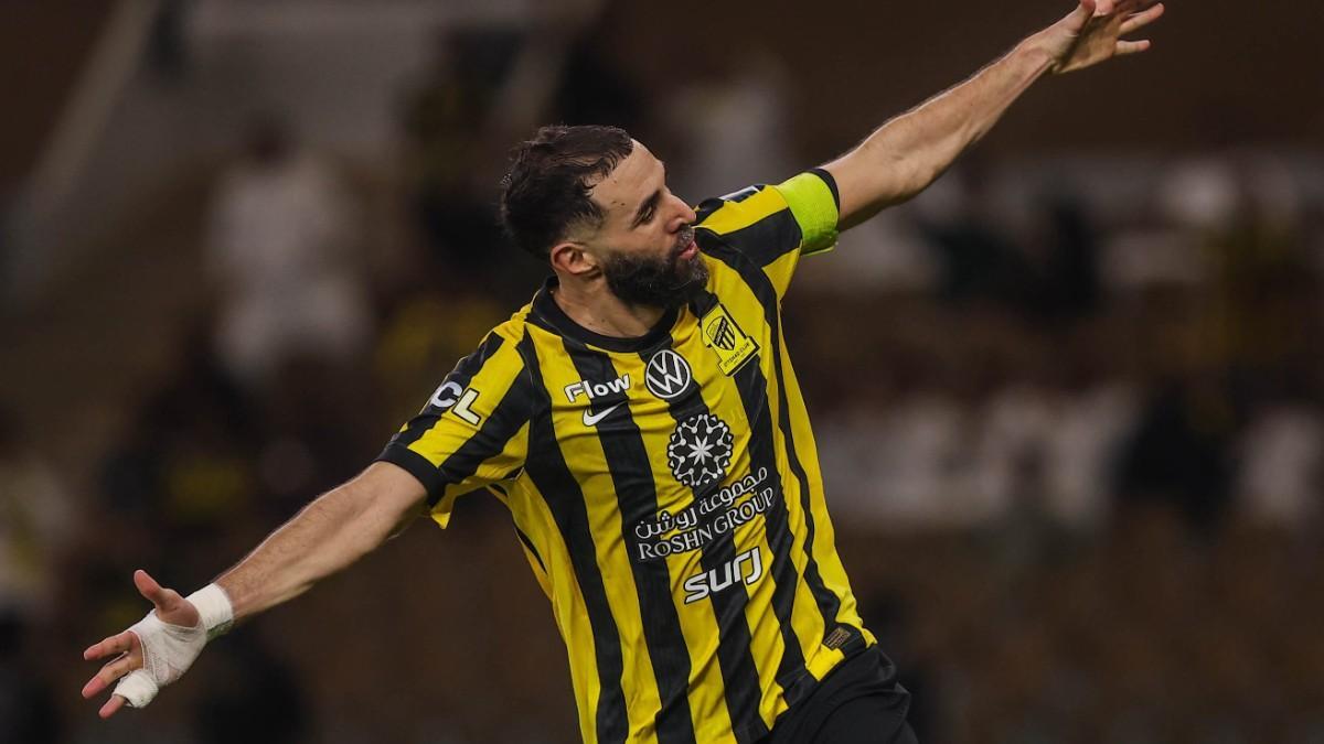 Karim Benzema, celebrando un gol con el Al Ittihad ante el Al Shabab