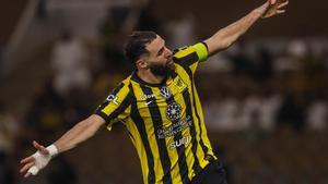 Karim Benzema, celebrando un gol con el Al Ittihad ante el Al Shabab