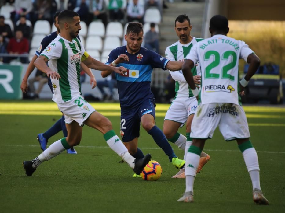 Las imágenes del partido entre el Córdoba - Elche.