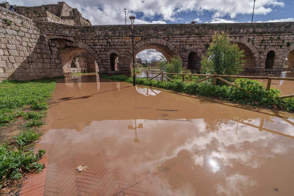 El Guadiana y el Puente Romano de Mérida: belleza pura