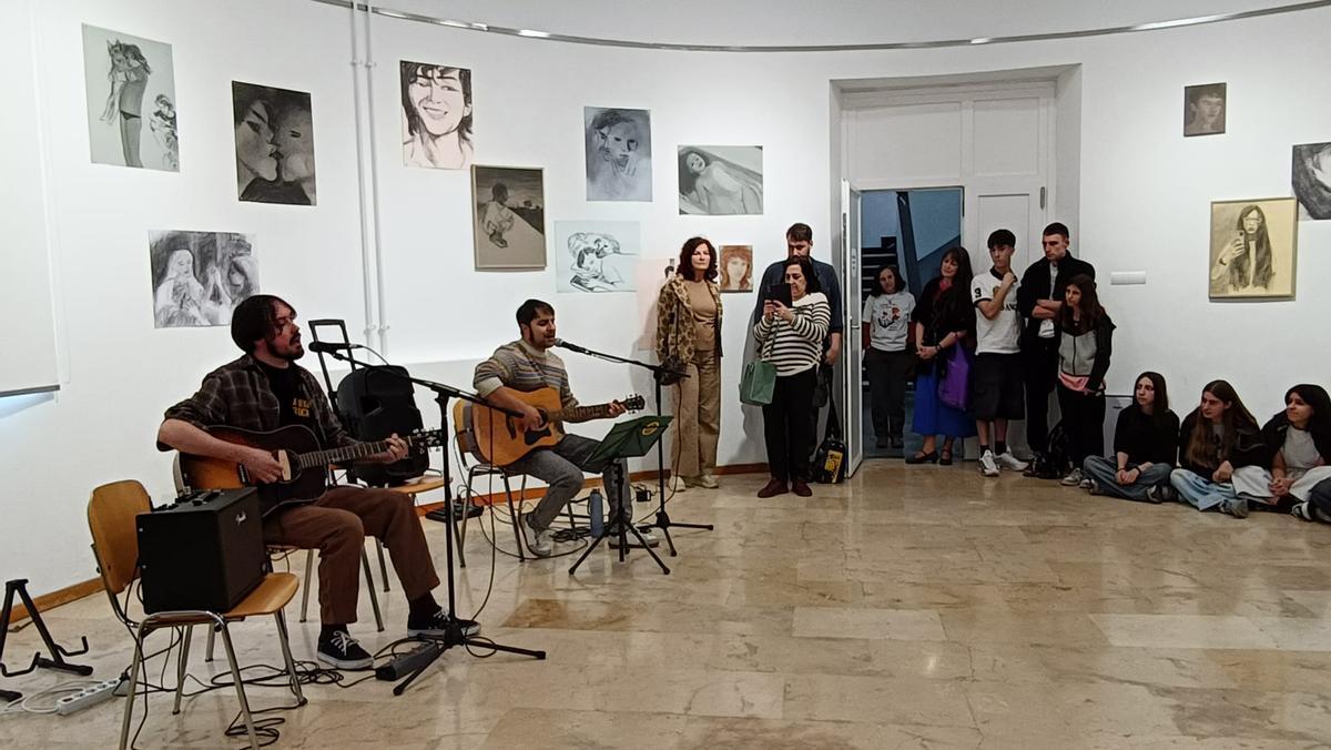 El recital musical de Miguel Mongelos y Humberto Sierra.