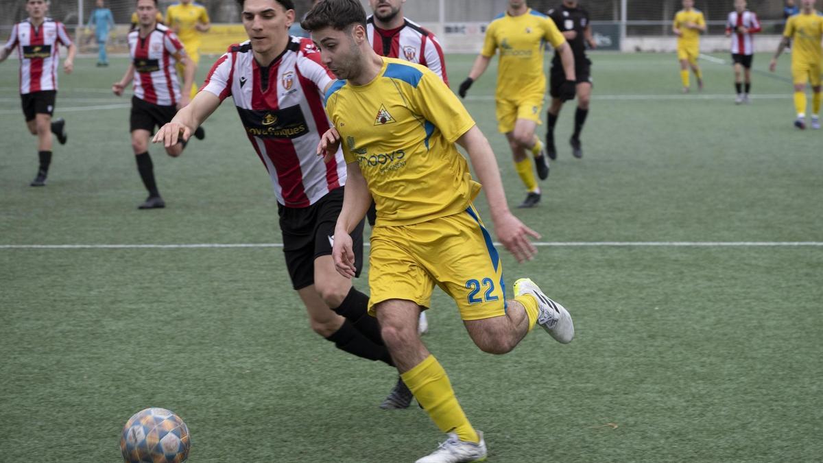 Arnau Estruch va segellar la transcendent remuntada dels santjoanencs