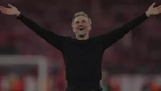 El nuevo truco viral de Luis Enrique en los saques de puerta: "Ha revolucionado el fútbol. Es el mejor entrenador del mundo"