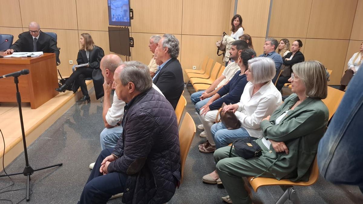 La decena de acusados por corrupción urbanística en el caso Avialsa