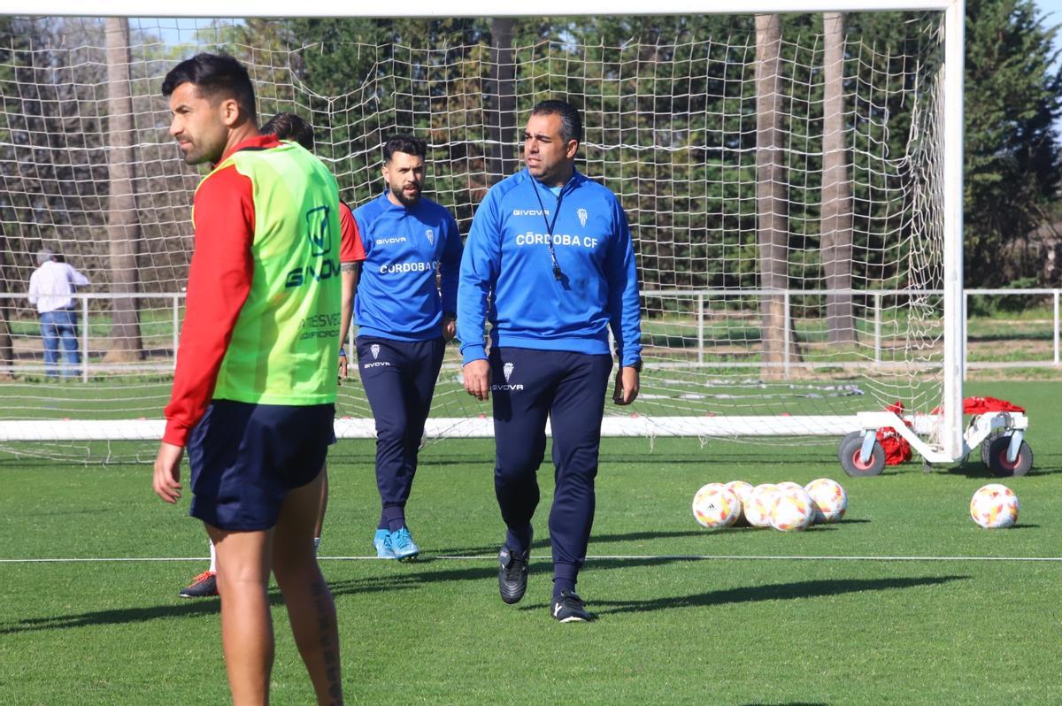 Germán Crespo, durante el entrenamiento del Córdoba CF este martes, en la Ciudad Deportiva.