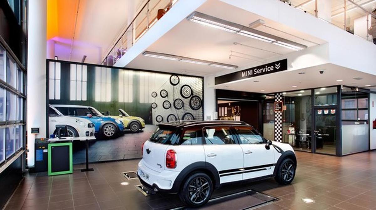 tfuenteseconomia  concesionario bmw barcelona premium rond150413203732