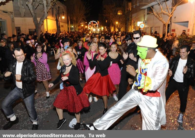 GALERÍA DE FOTOS - Fiesta de Carnaval en el Grao de Castellón