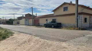 Una familia de Moraleja denuncia el ruido "insoportable" del tráfico pesado