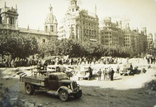 La plaza del Ayuntamiento 1890-1962