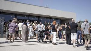 El tanatori de Manresa ha quedat petit per al funeral de Carles Vilajosana