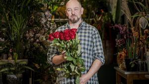 Xavier Lloveras, Flors Lloveras, 70 anys venent flors: "Sant Jordi ha canviat però la flor no, continua sent un luxe per regalar"