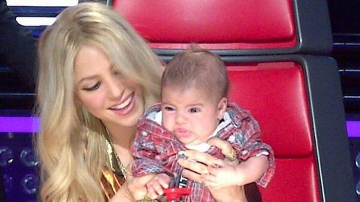 Shakira con su hijo Milan, en el concurso 'The Voice', el pasado 12 de abril.
