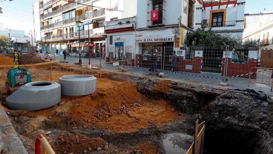 Árboles y varios sistemas de ahorro de agua para reducir el calor en Sevilla