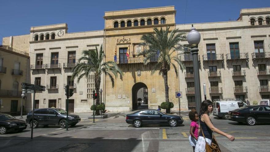 El Ayuntamiento aumenta hasta los 400.000 euros las políticas de empleo para 2018