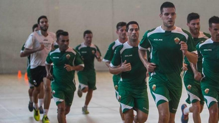 Imagen reciente de un entrenamiento de pretemporada del Elche.