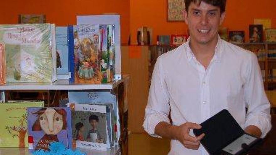 La biblioteca de la Vall d’Uixó incrementa su fondo bibliotecario con 200 libros y 3 libros electrónicos