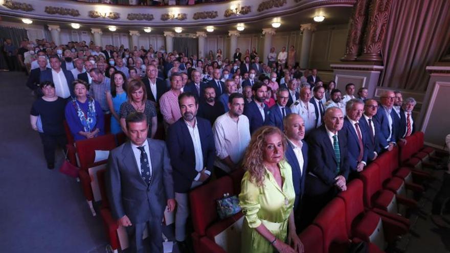 Digna Rivas, Germán Serrano, Carmela Silva y David Regades, entre los asistentes.  