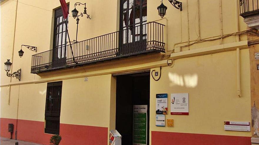 Edificio de la Casa de la Joventut, cedido al consistorio.