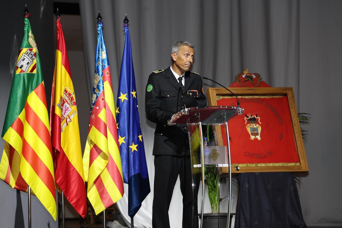 El Cuerpo de Bomberos de Castelló celebra a su patrón. Estos son todos los homenajeados en el acto