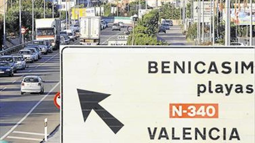 Benicàssim se une y exige mejores conexiones viarias