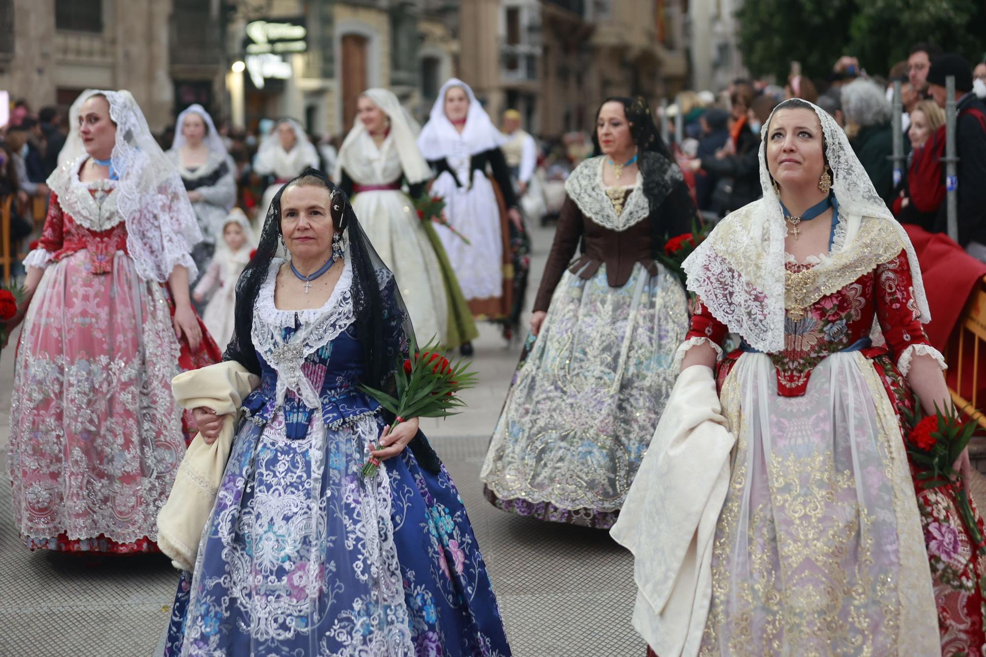 Búscate en el segundo día de ofrenda por la calle Quart (entre las 18:00 a las 19:00 horas)