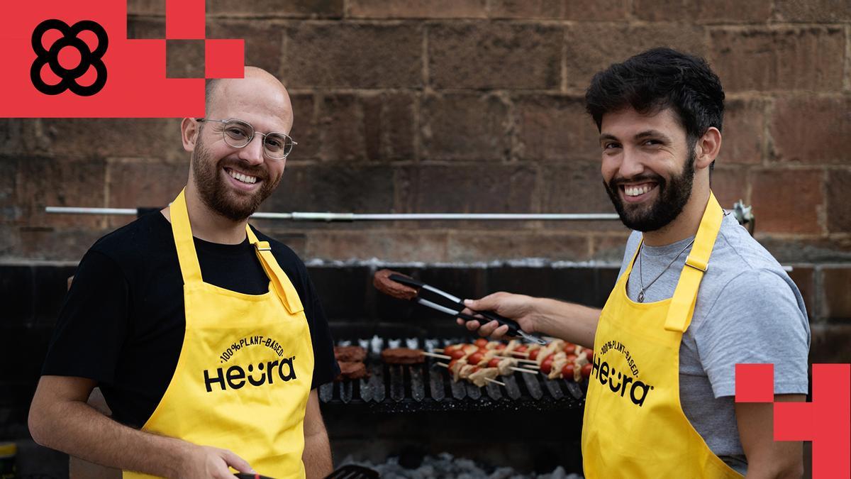 Marc Coloma (izquierda) y Bernat Añaños, confundadores de Heura Foods. El primero ha sido seleccionado por 50 Next, que señala a los 50 jóvenes que marcarán el futuro de la gastronomía.