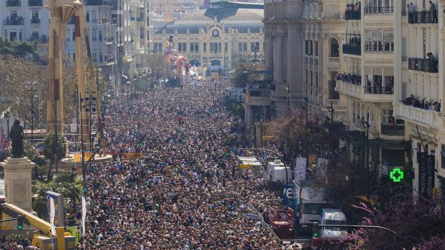 La seguridad de las Fallas será reforzada y se estudia contratar policías interinos