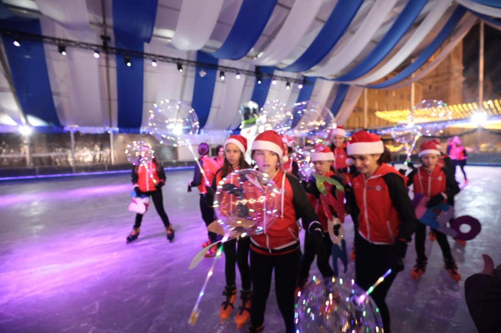 En imágenes | Zaragoza ya brilla por Navidad