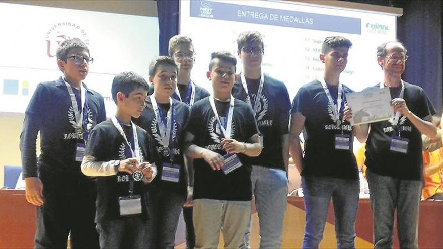 Estudiantes cacereños representan a España en un certamen científico